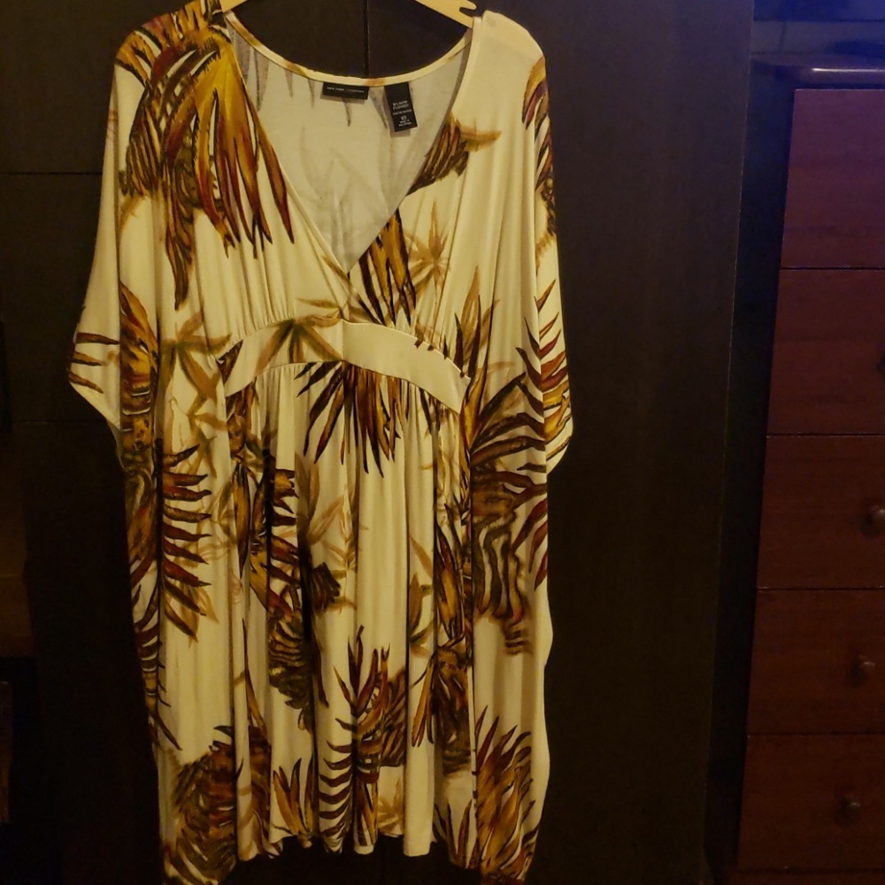 New York and Co Printed Kimono Dress